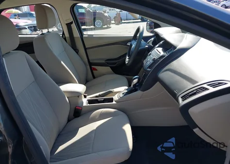 2015 Ford Focus Se из США, поврежденный, VIN 1FADP3F27FL232650